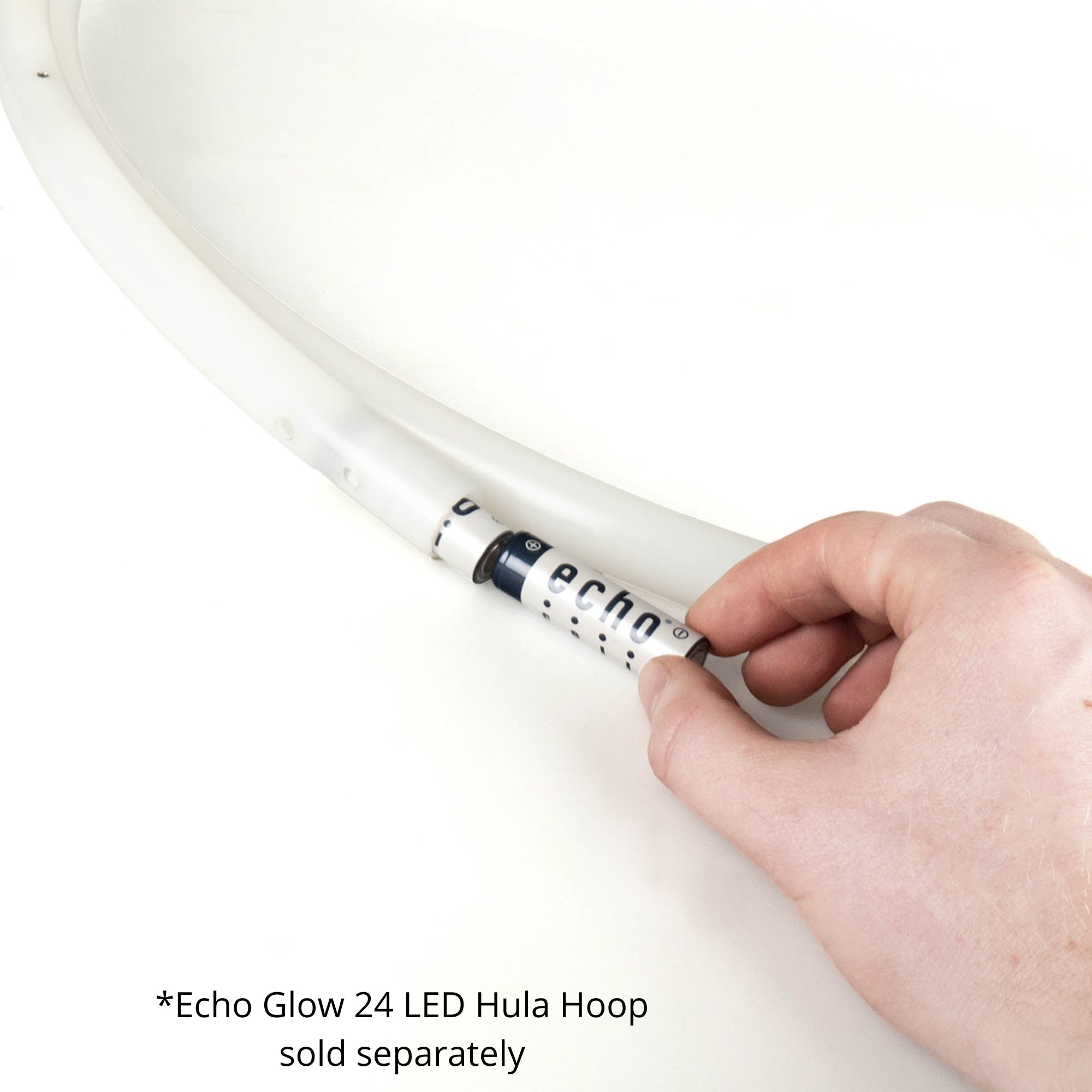 echo battery being inserted into echo hoop