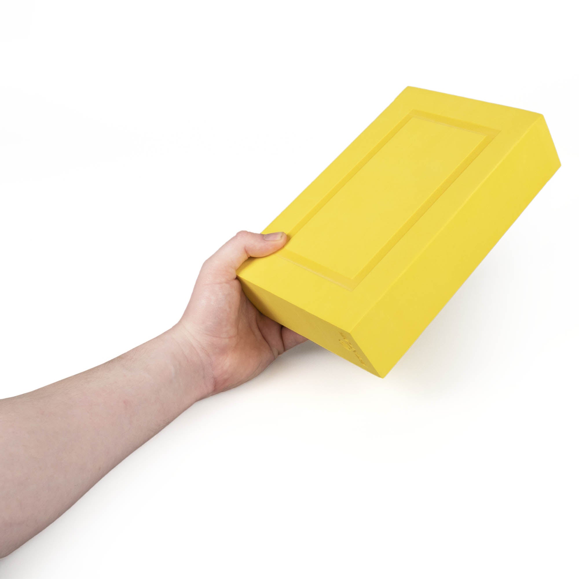 Yellow status foam cigar box in hand